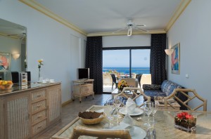 bluebaysensations_beach club_room