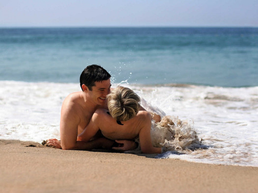 bigstockphoto_Romantic_Couple_On_The_Beach_321878
