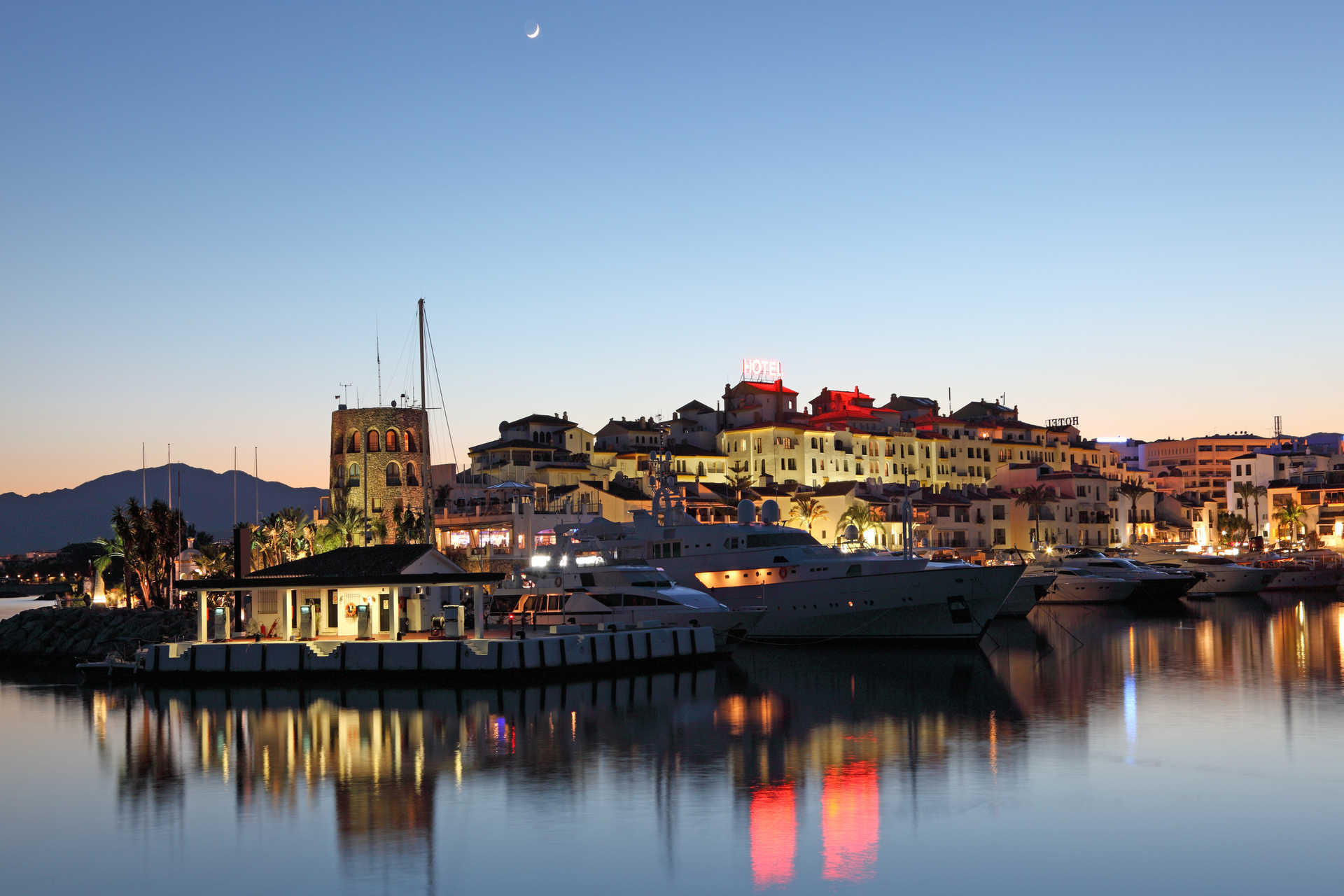 puerto banus restaurants