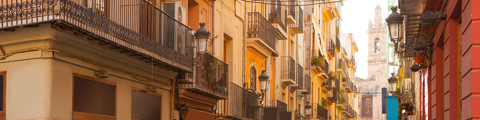 Vive el barrio del Carmen como un valenciano más