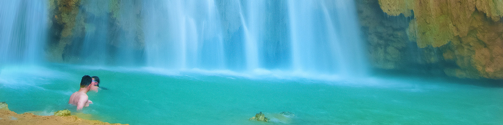 Una cascada de cuento de hadas