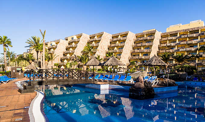 BlueBay Beach Club by Bluebay Hotels & Resorts