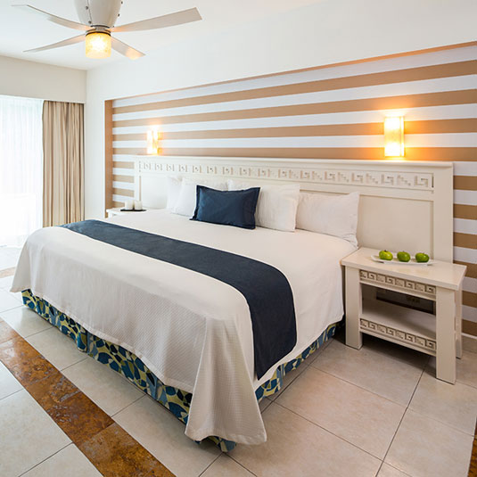 BlueBay Grand Esmeralda от Bluebay Hotels & Resorts