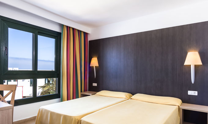 Bluebay Hotels And Resorts Bluebay Lanzarote By Hotels Resorts