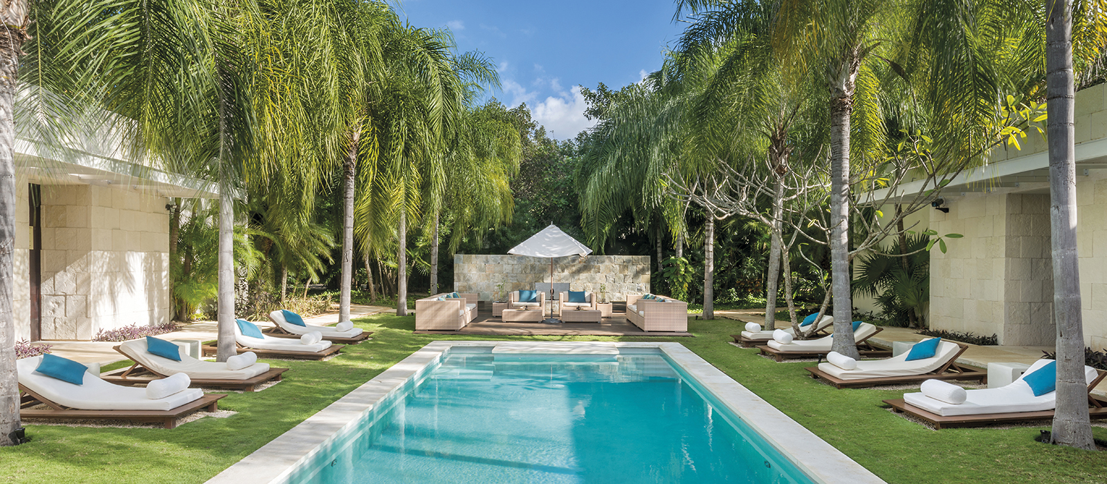 Pressroom Bluebay Hotels & Resorts